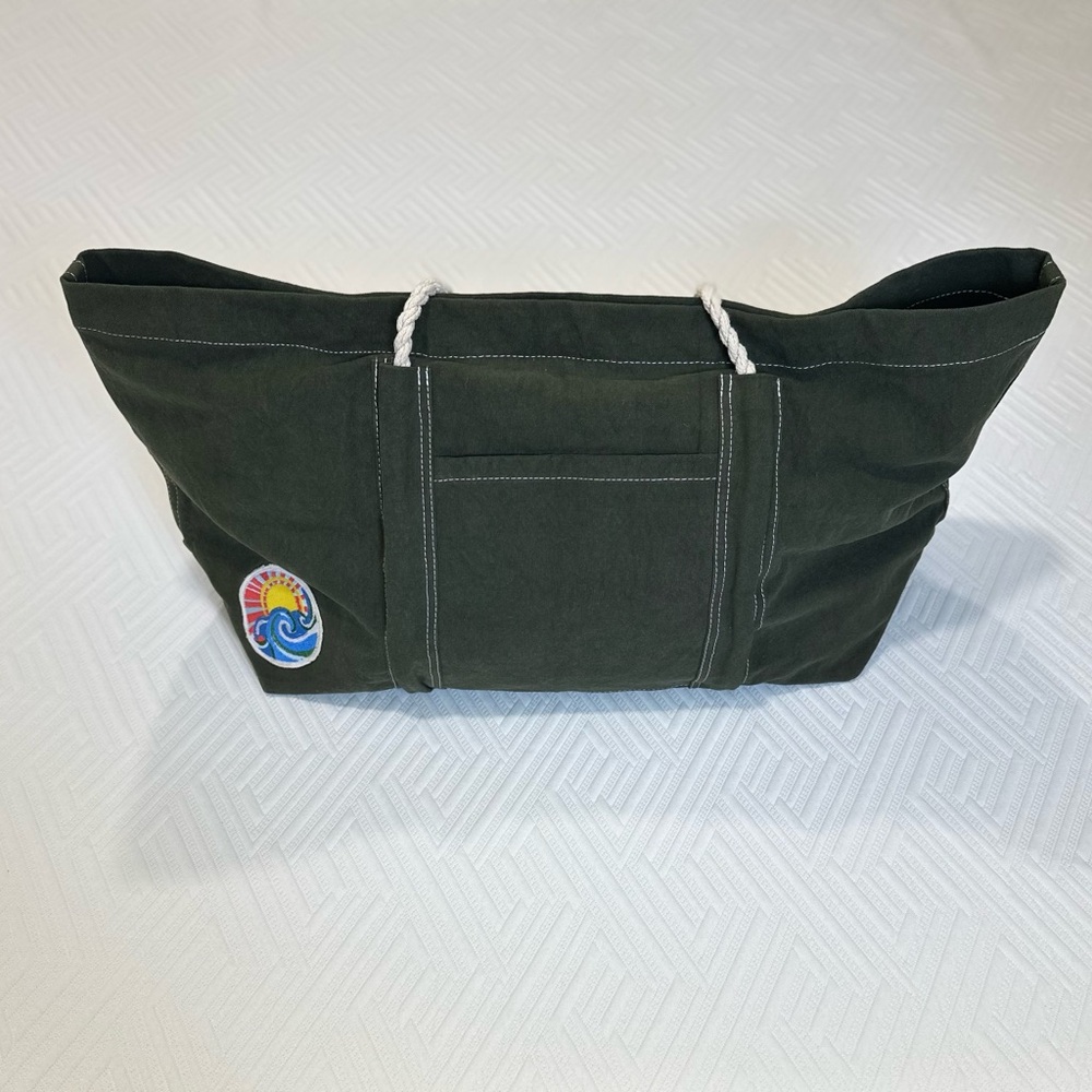 Free People Sea Serpent Weekender Tote Bag Olive Green Canvas NWT $128 - Picture 4 of 14